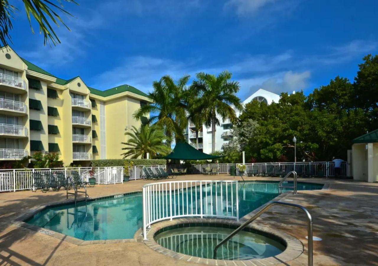 Sunrise Suites By To Key West Extérieur photo