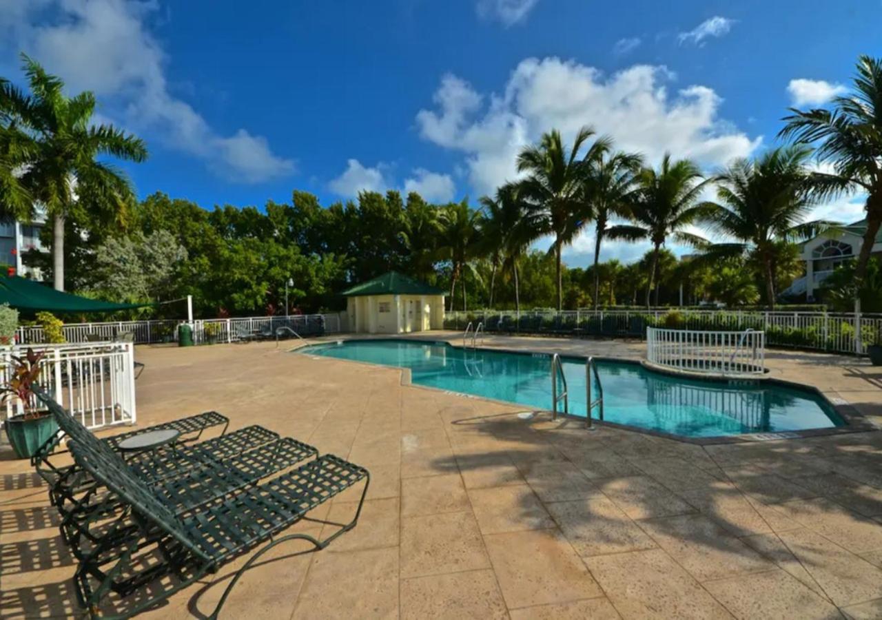 Sunrise Suites By To Key West Extérieur photo